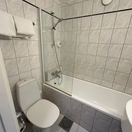 Brakanes Отель