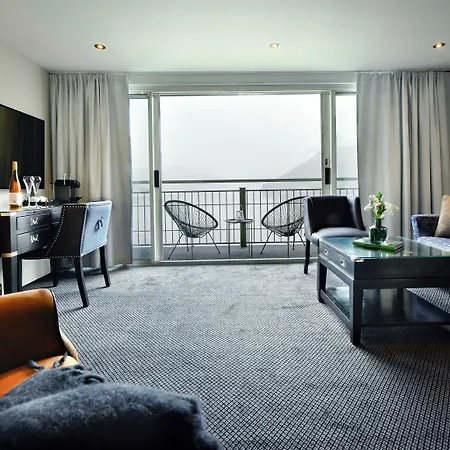 Hotel Brakanes 4*